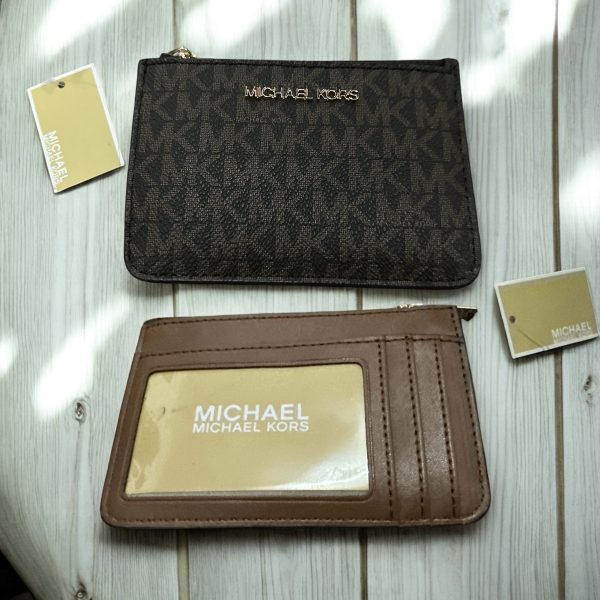 Jet Set Travel Small Signature Logo MK Monedero - Imagen 3