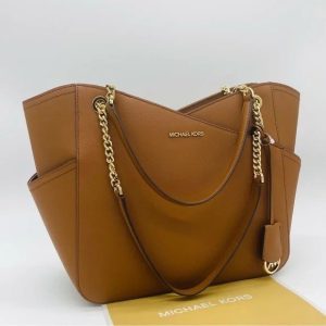 Michael Kors Bolso de hombro grande color  Café